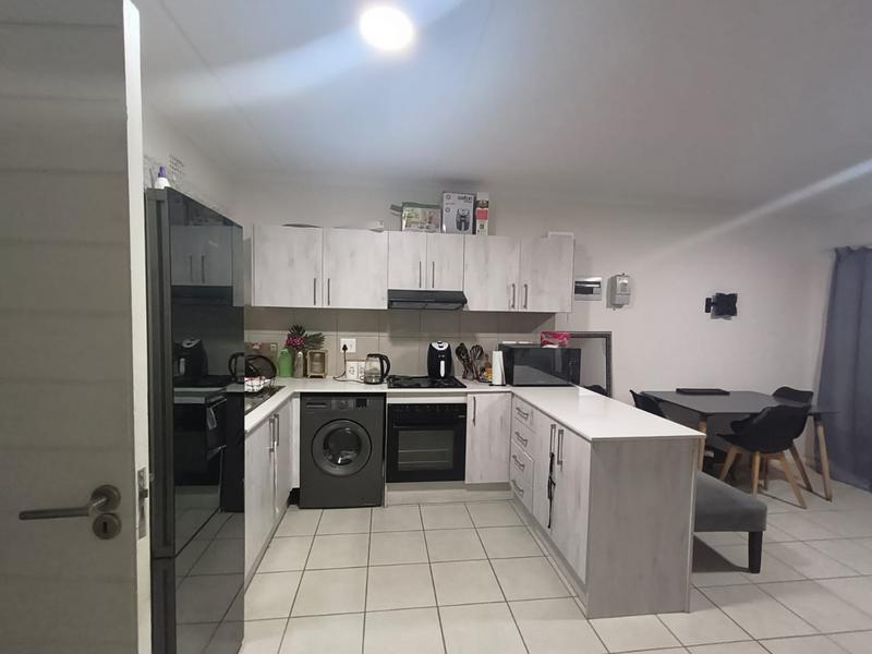To Let 2 Bedroom Property for Rent in Highbury Western Cape